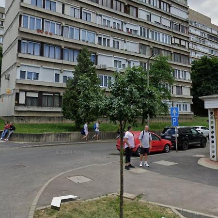 Апартаменты Krisztina Apartman Шальготарьян Экстерьер фото